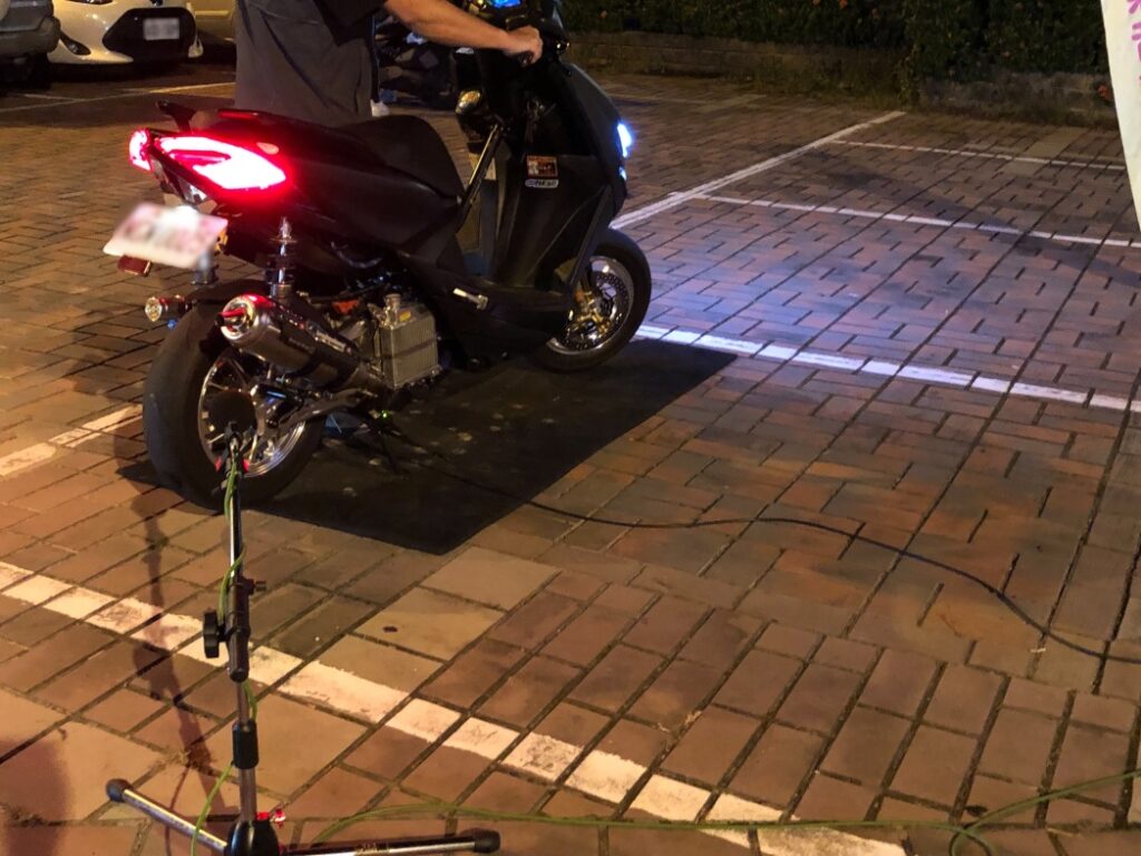 ▲圖說:中市警三分局於12日晚間設置「環警監聯合稽查攔檢站」,噪音改裝車無所遁形 (圖/台中市政府提供)