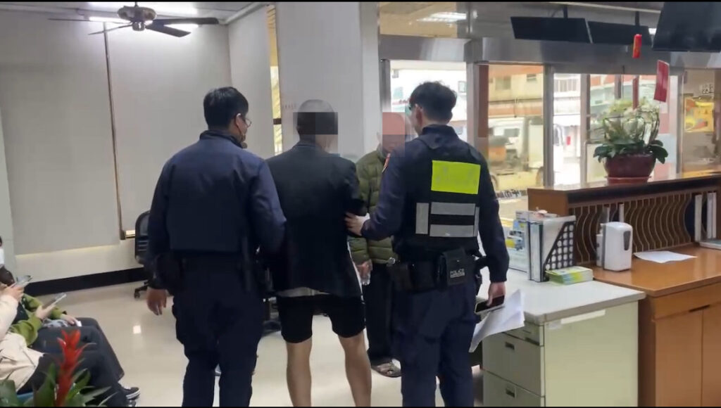 ▲圖說：男子飽餐一段後，終於有精神回答問題，找到回家的路 （圖／台中市政府提供）