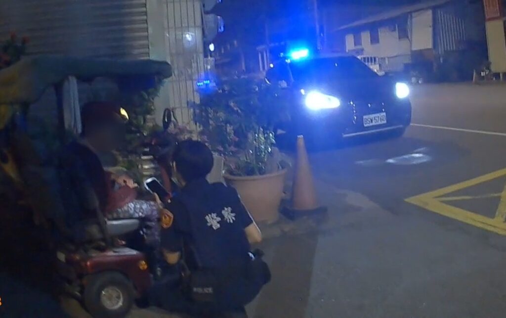 ▲圖說：王姓阿嬤騎著電動代步車沿著溪畔欣賞風景，不知不覺間迷失了方向              （圖／台中市政府 提供）