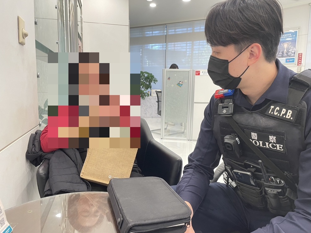 ▲圖說：65歲婦人網戀暈船，欲貸款3萬美金進行投資，行員察覺異常趕緊報警 （圖／台中市政府 提供）