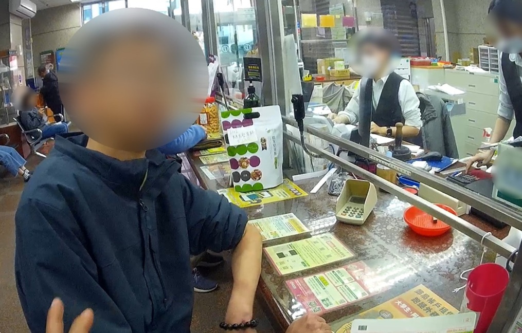 ▲圖說：郭男欲提領50萬元支付「網路妻子」的母親手術費，郵局行員察覺異常報警協助 （圖／台中市政府 提供）