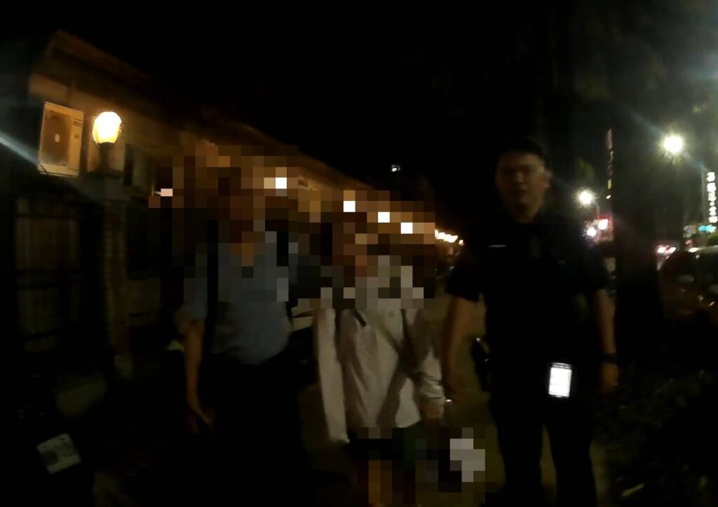 ▲圖說:少年擔心回家遭母親責備,放學後不敢返家,員警充當和事佬,讓母子冰釋誤解、攜手返家 (圖/台中市政府 提供)