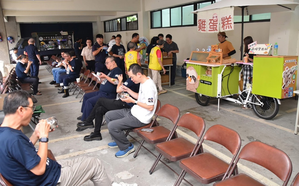 ▲圖說:中市警局第一分局於警察節前夕舉辦慶祝表揚大會暨園遊會,邀請警察眷屬共同歡度自己的節日 (圖/台中市政府 提供)