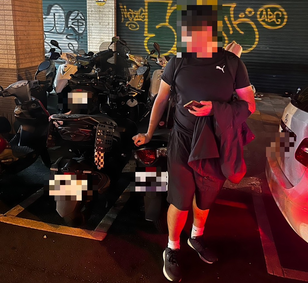 ▲圖說:警方調閱監視畫面確認洪男行車軌跡後,沿著車輛最後身影逐一尋找,最終成功尋獲被記憶消失在路邊停車格上的愛車 (圖/台中市政府 提供)