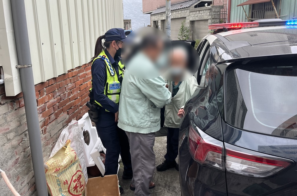▲圖說：姪子見到叔叔搭警車回來也嚇了一跳 （圖／台中市政府提供）
