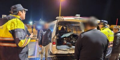 ▲圖說：專案小組持搜索票與拘票一舉查獲鄭男為首之改裝車行等12名嫌疑人 （圖／新竹縣政府 提供）