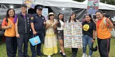 ▲圖說：現場許多外籍移工主動排隊參與警方宣導活動，學習「反詐」、「反毒」及交通安全知識 （圖／台中市政府 提供）